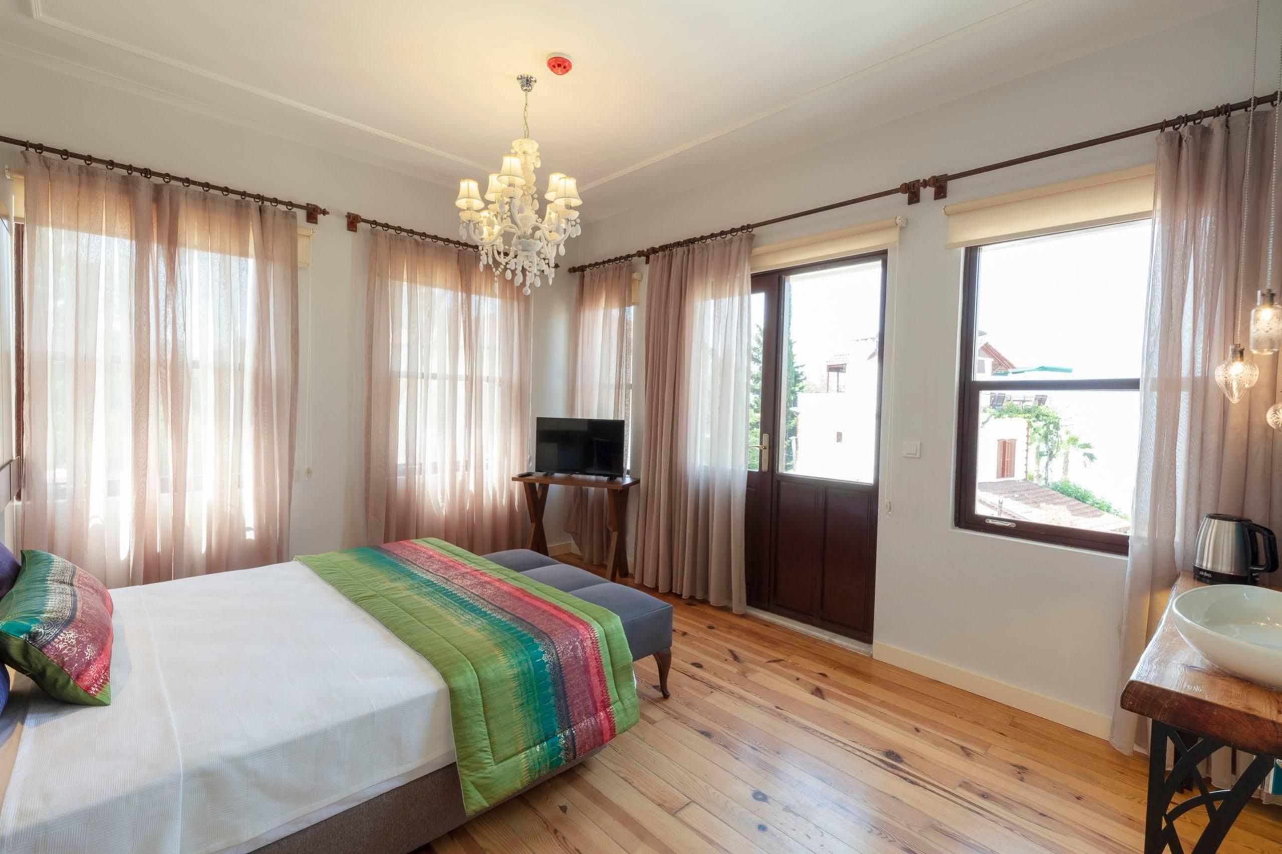 Mono Hotel Antalya Extérieur photo
